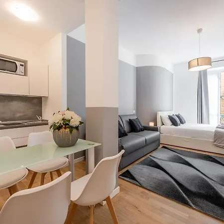 Royal - Centro Cadorna Apartmán Milán