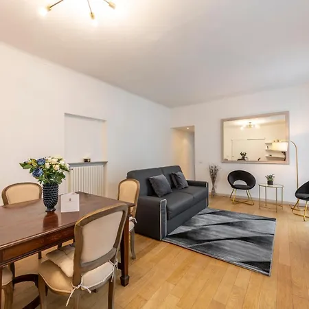 Royal - Centro Cadorna Apartmán