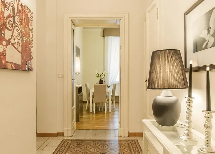 公寓 米兰皇家套房 - 卡多纳中心公寓 *