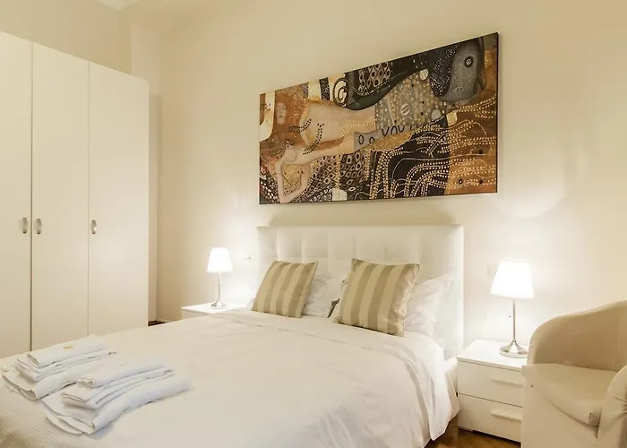 公寓 米兰皇家套房 - 卡多纳中心公寓 *