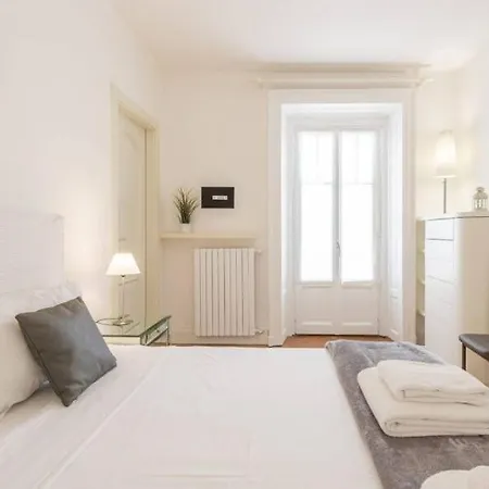 Royal - Centro Cadorna Apartment Milan