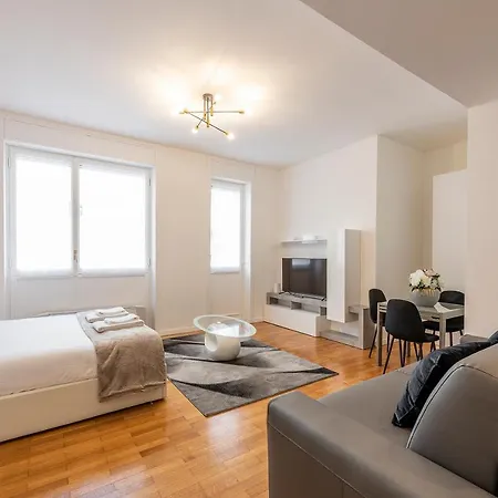Apartment Royal - Centro Cadorna