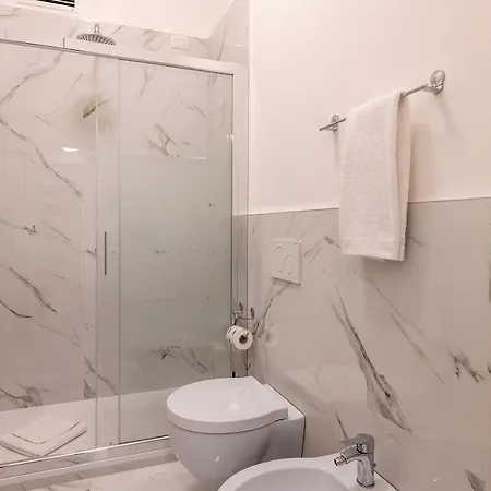 Royal - Centro Cadorna Apartment Milan