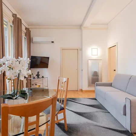 Apartment Royal - Centro Cadorna *