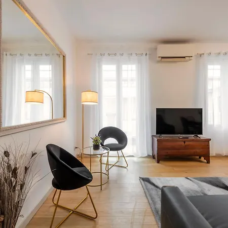 Royal - Centro Cadorna Apartment *