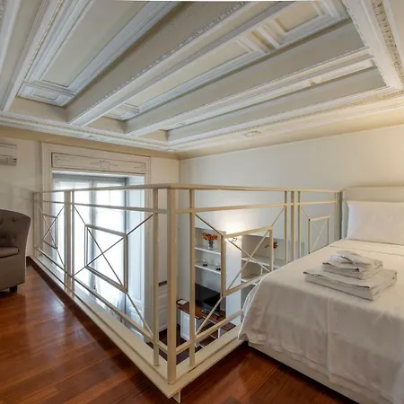 Royal - Centro Cadorna Apartment